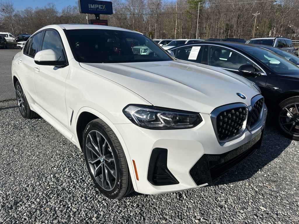 Used 2022 BMW X4 xDrive30i w/ M Sport Package image 2