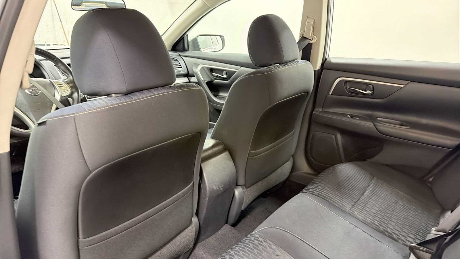 Used 2018 Nissan Altima 2.5 SV FWD image 24