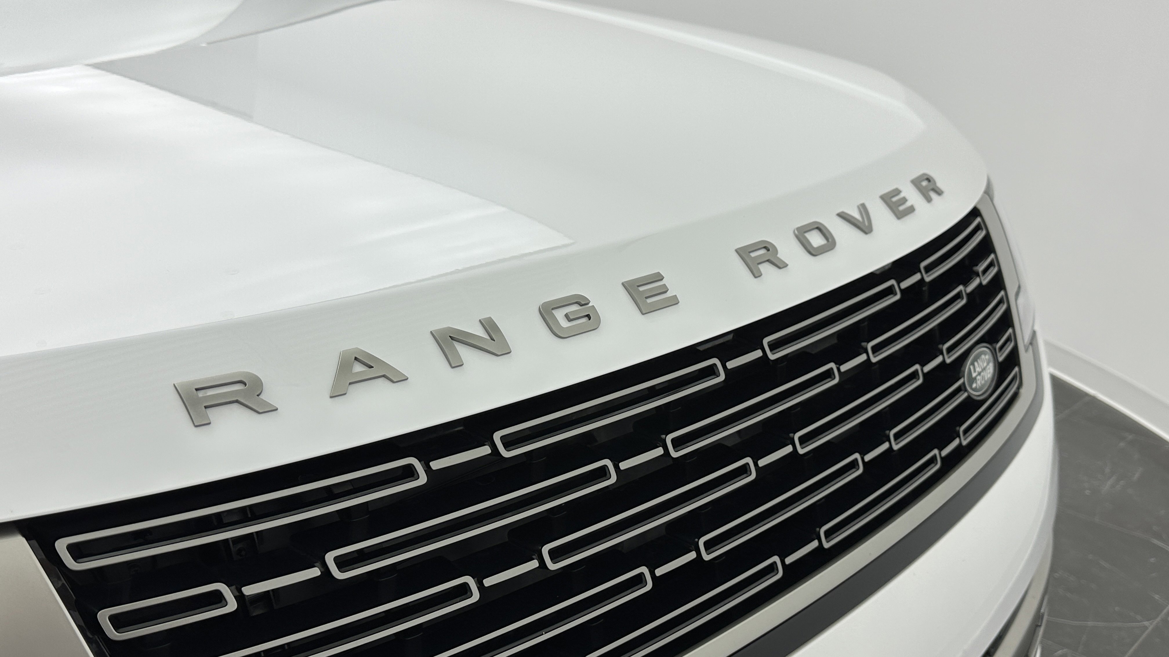 Used 2025 Land Rover Range Rover Long Wheelbase SE image 50
