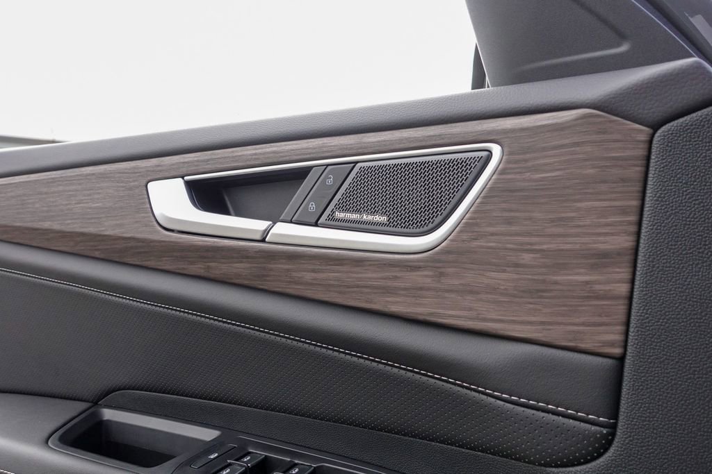 New 2026 Volkswagen Atlas SEL Premium R-Line image 17