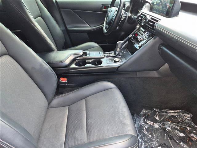 Used 2023 Lexus IS 300 w/ Comfort Package RWD image 19