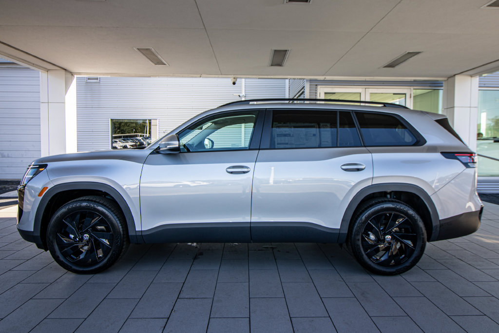 New 2027 Volkswagen Atlas SE FWD image 11