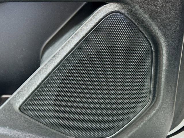 Used 2023 Ford Explorer Limited w/ Limited Technology Package image 19