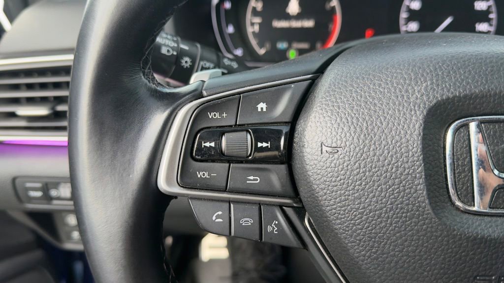 Used 2018 Honda Accord Sport image 10