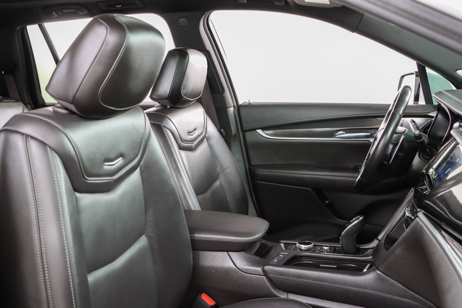 Used 2023 Cadillac XT6 Sport AWD/4WD image 29