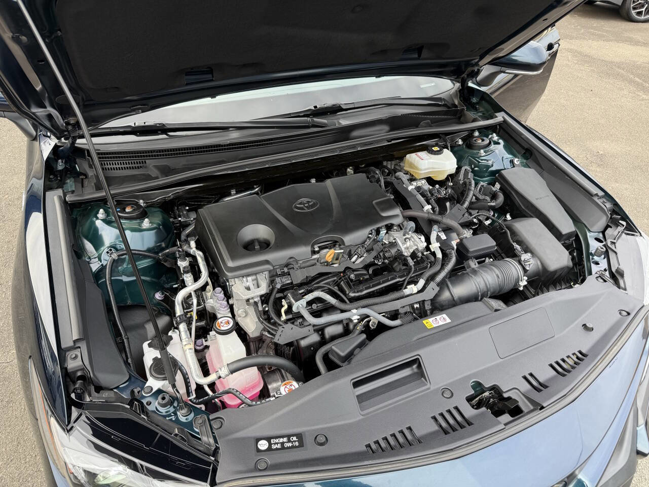 Used 2021 Toyota Camry SE image 25