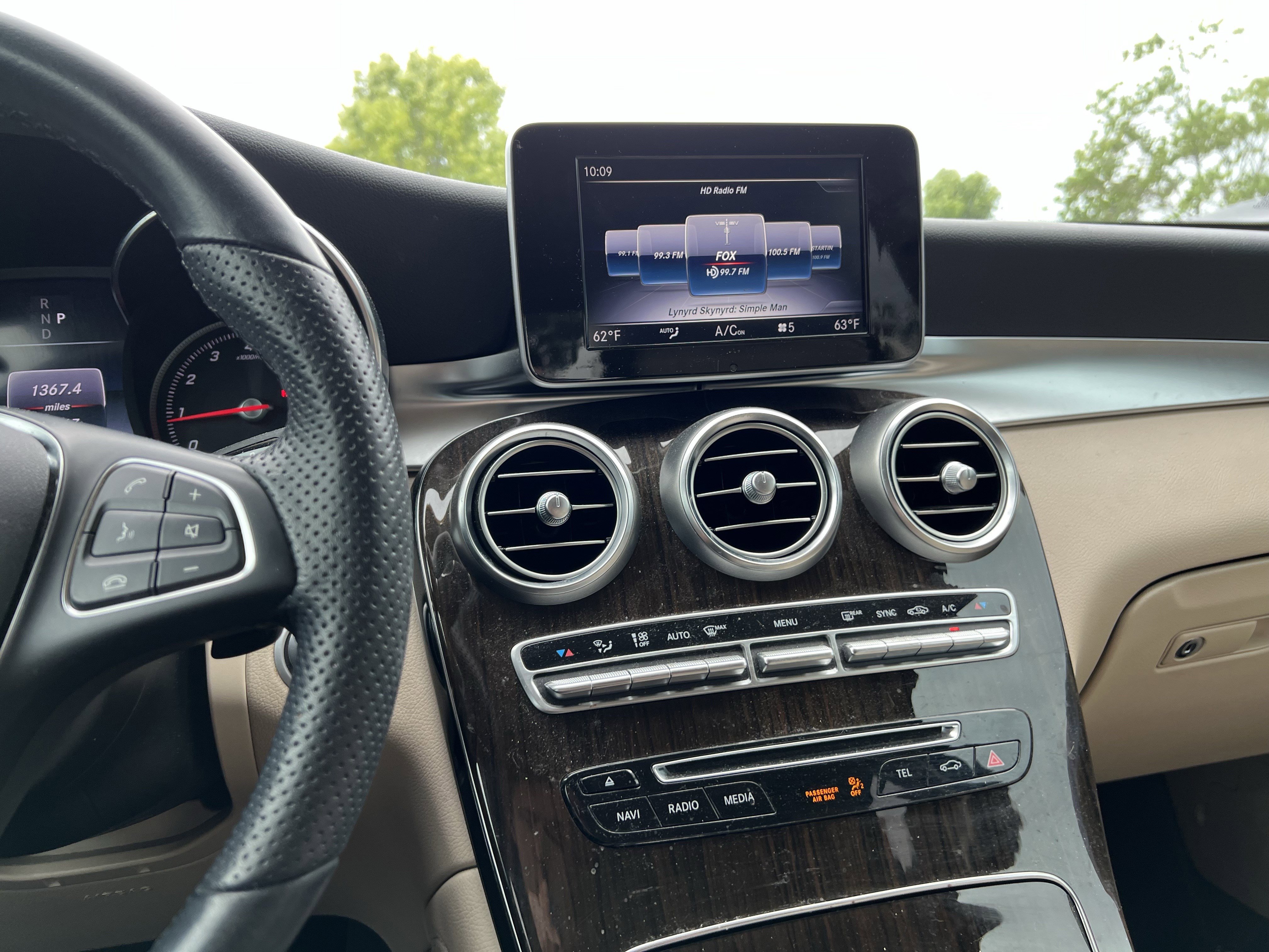 Used 2019 Mercedes-Benz GLC 300 image 18