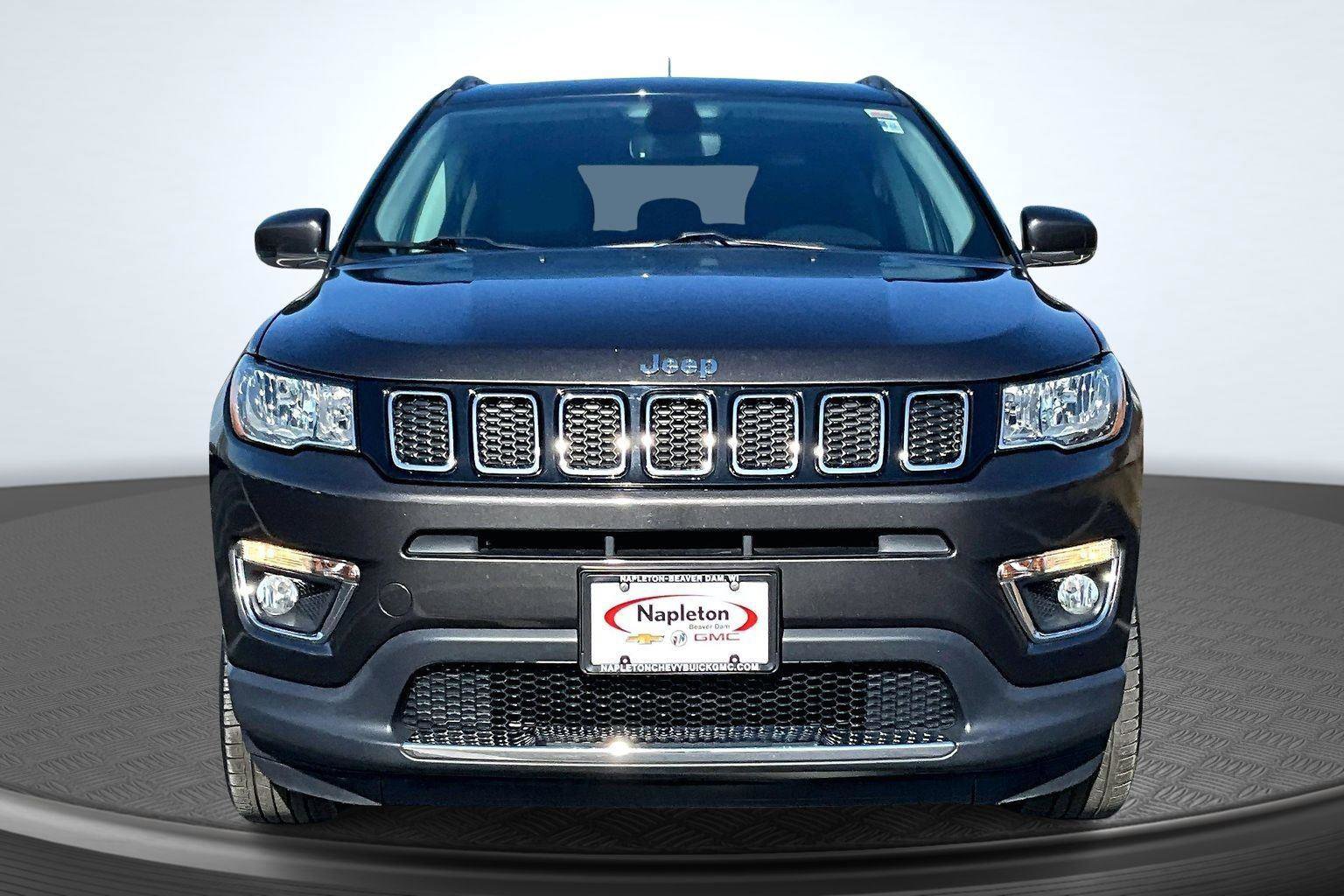 Used 2018 Jeep Compass Limited image 3