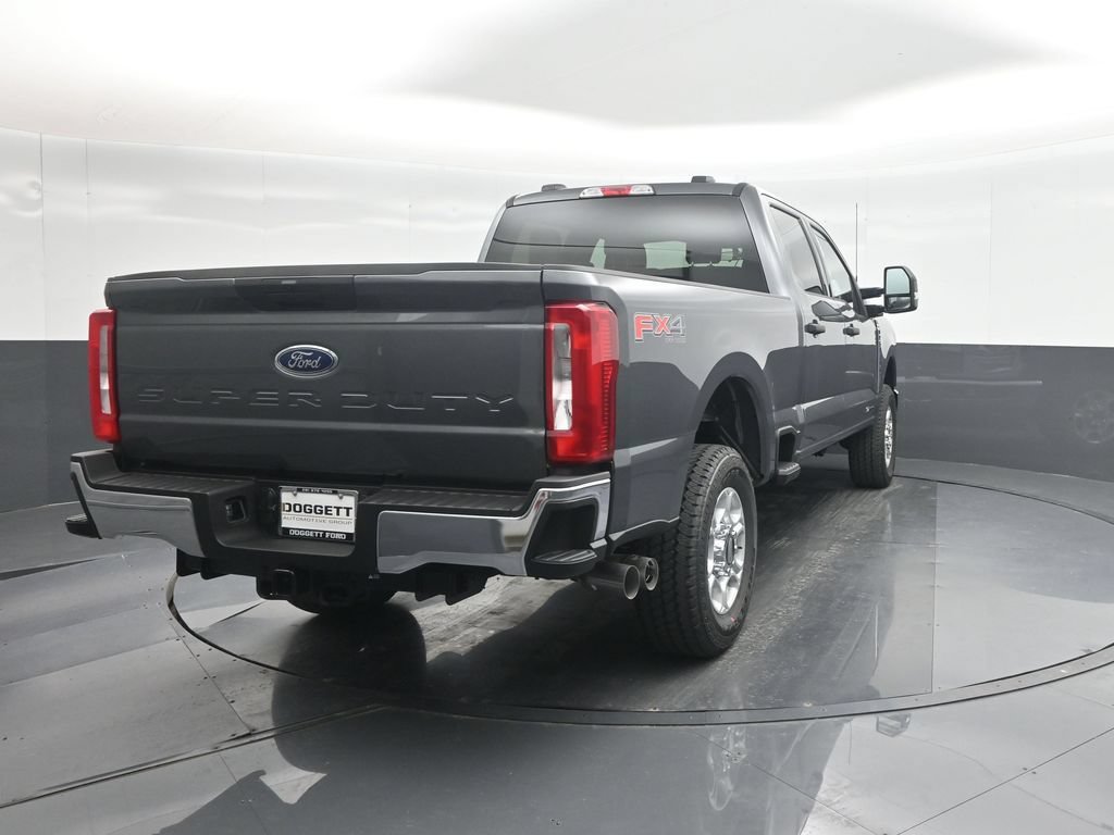 New 2026 Ford F250 XLT w/ FX4 Off-Road Package AWD/4WD image 25