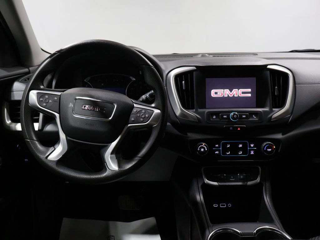 Used 2024 GMC Terrain SLE image 15