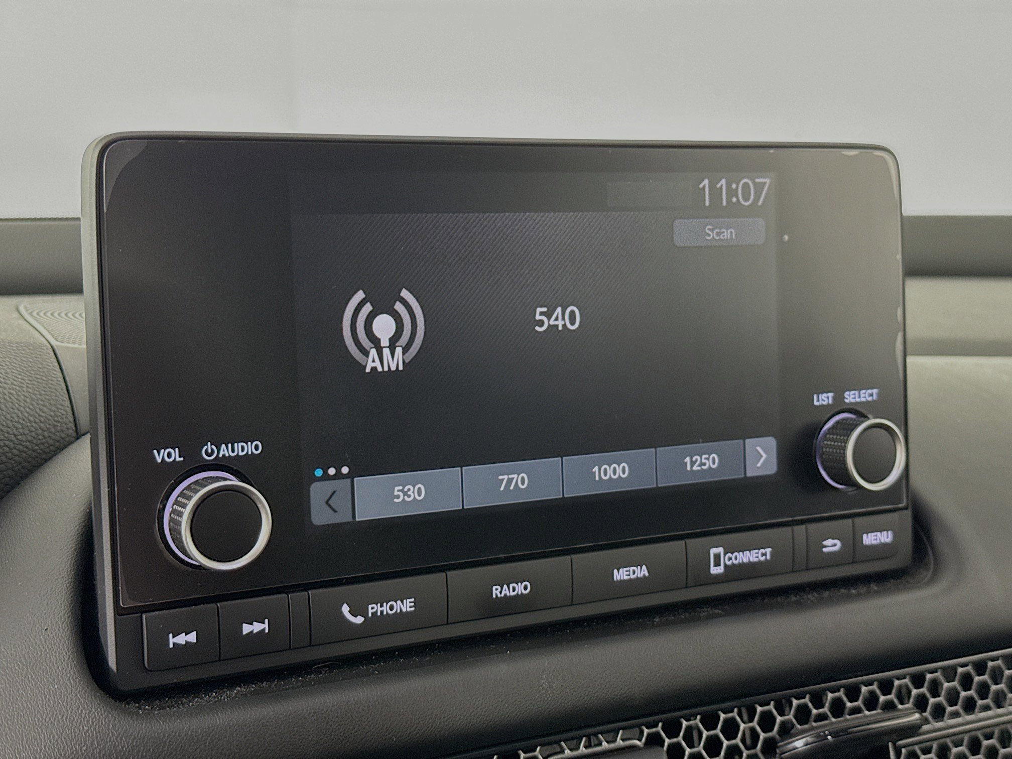 Certified 2024 Honda HR-V Sport image 16