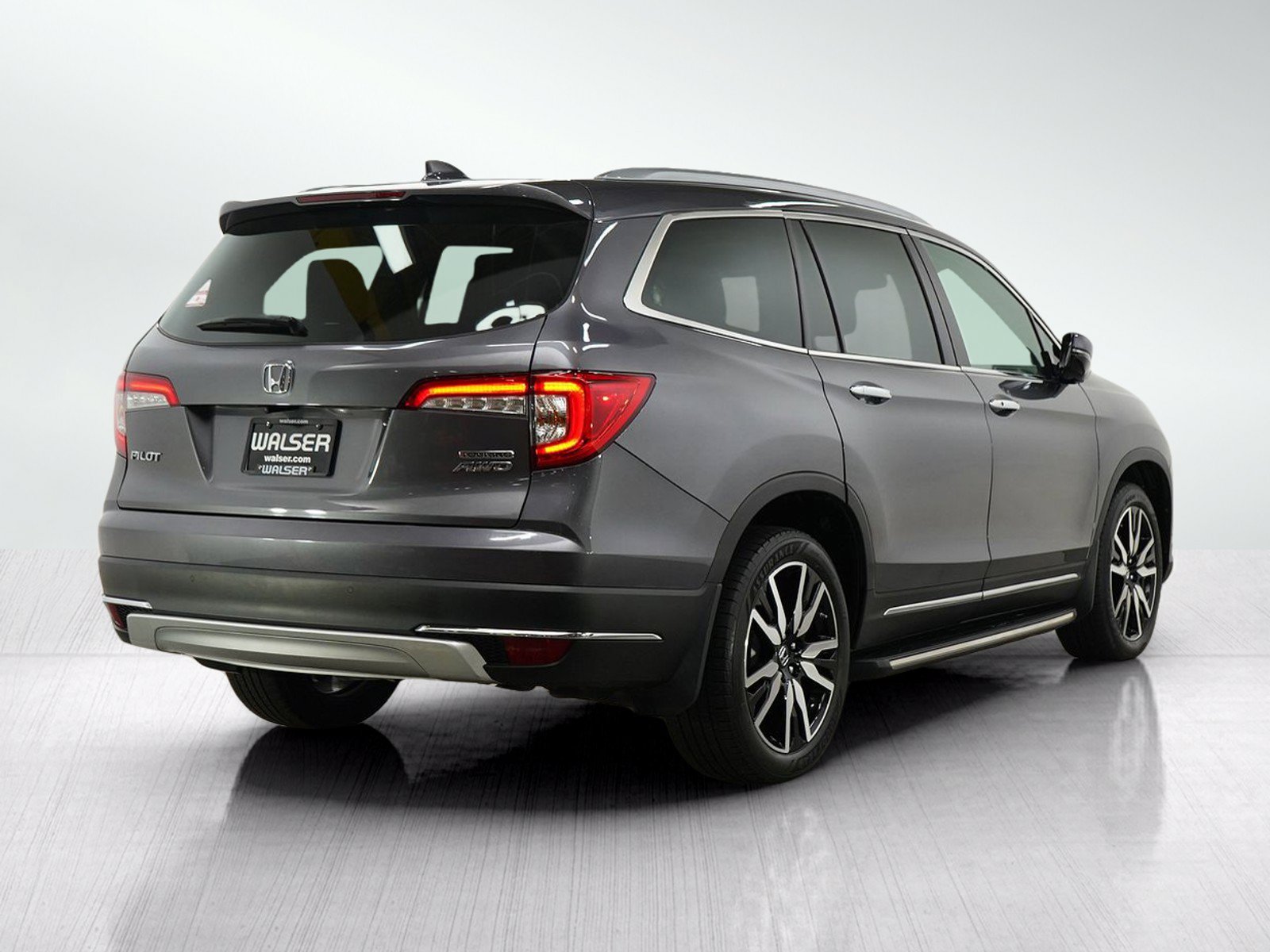 Used 2019 Honda Pilot Touring image 5
