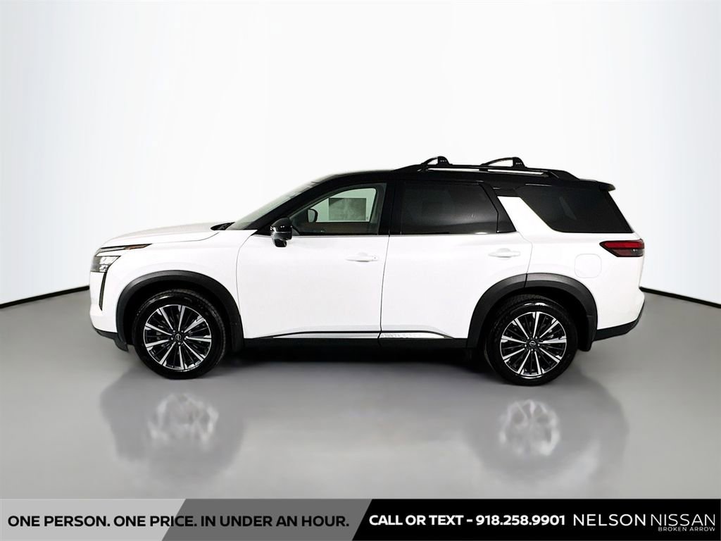 New 2026 Nissan Pathfinder Platinum image 8