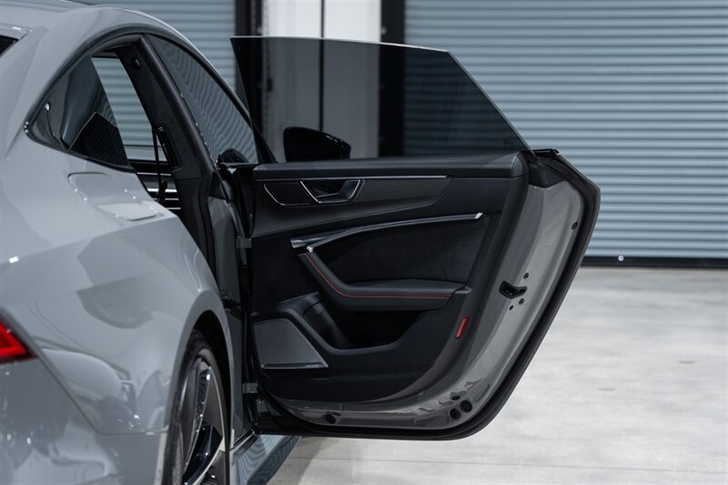 Used 2023 Audi RS 7 Sportback AWD/4WD image 32