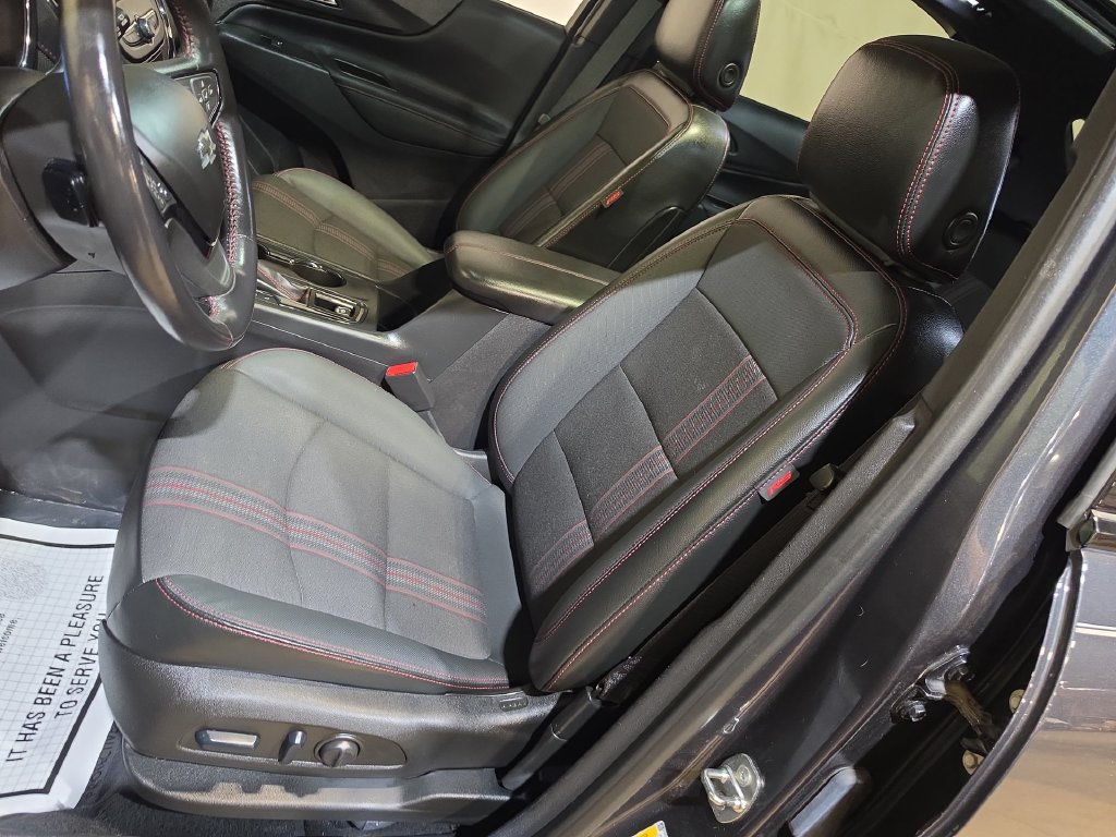 Used 2022 Chevrolet Equinox RS AWD/4WD image 13