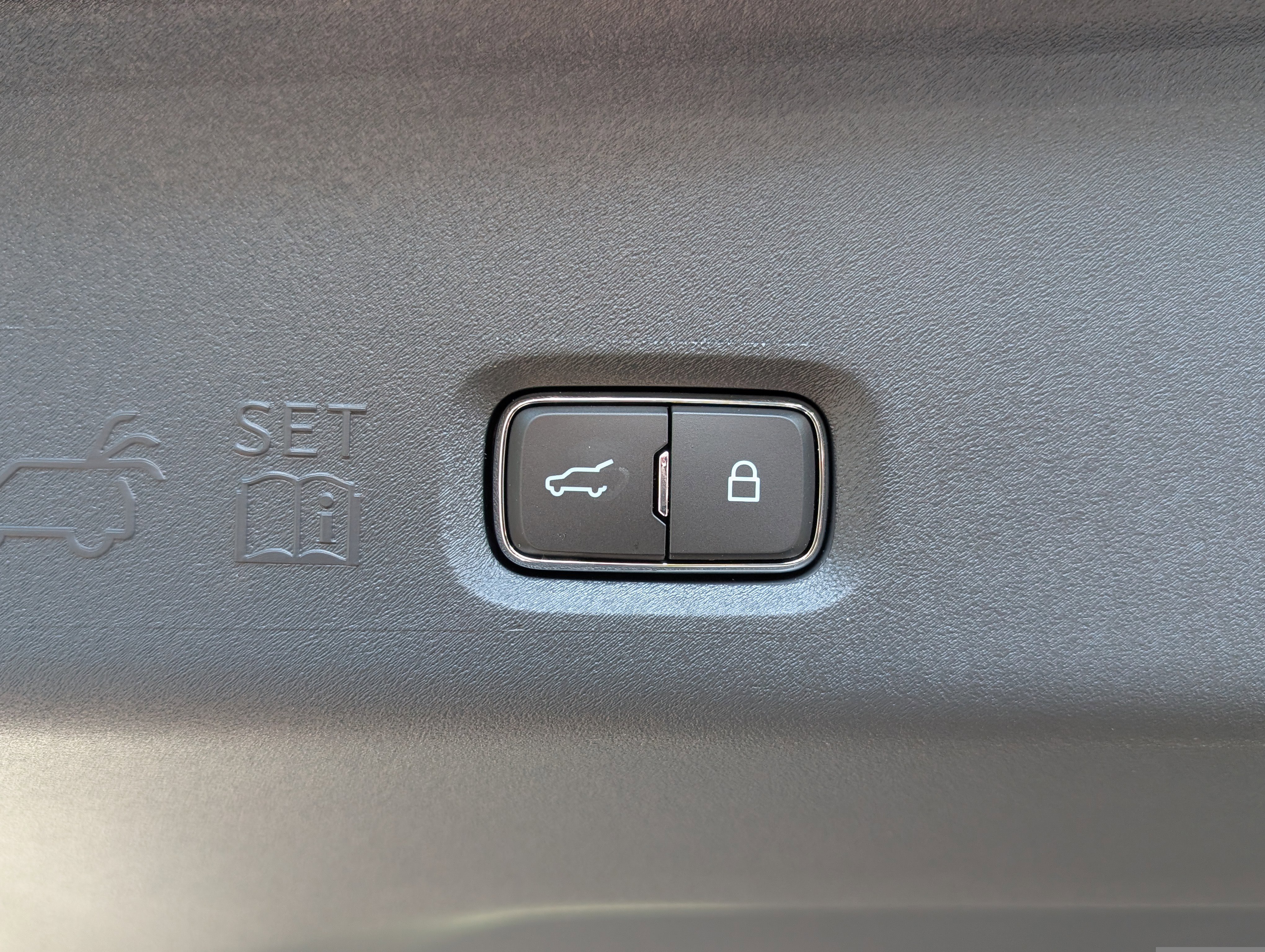 New 2025 Ford Expedition Max Platinum w/ Driver's Package image 9