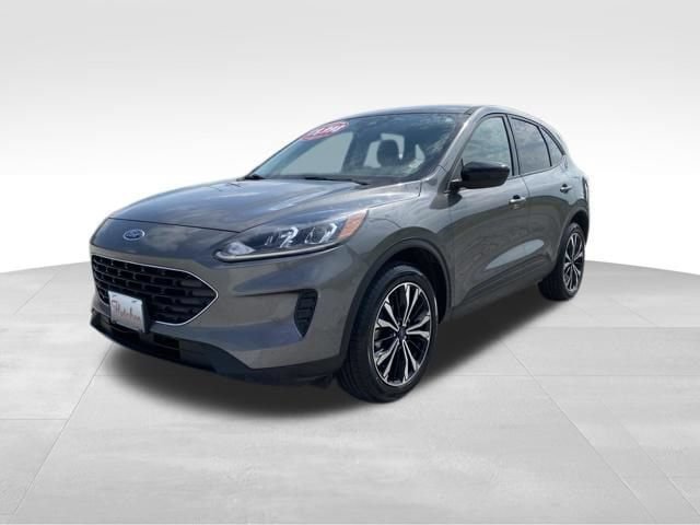 Used 2022 Ford Escape SE w/ SE Sport Appearance Package AWD/4WD image 1
