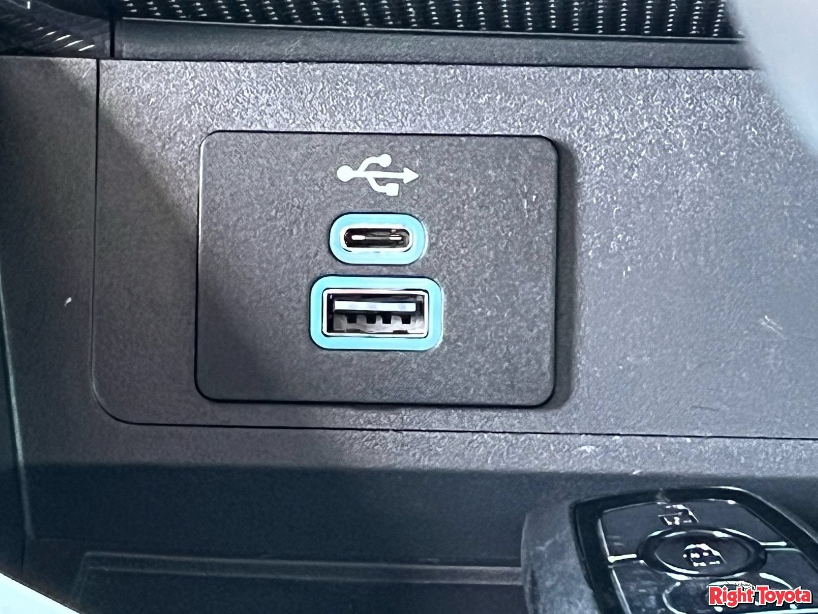 Used 2025 Ford Mustang GT Premium RWD image 26