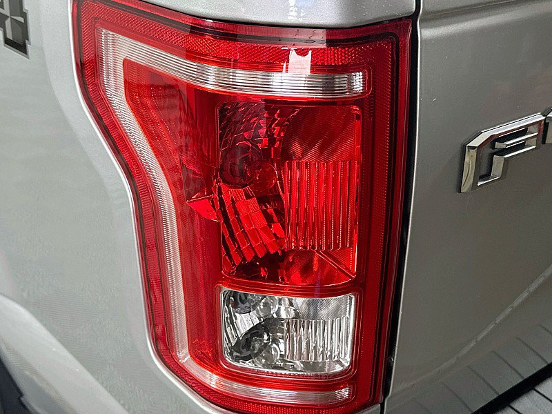 Used 2016 Ford F150 XLT w/ Equipment Group 302A Luxury AWD/4WD image 32