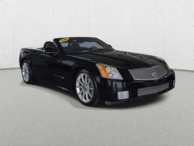 Used 2006 Cadillac XLR V RWD image 3