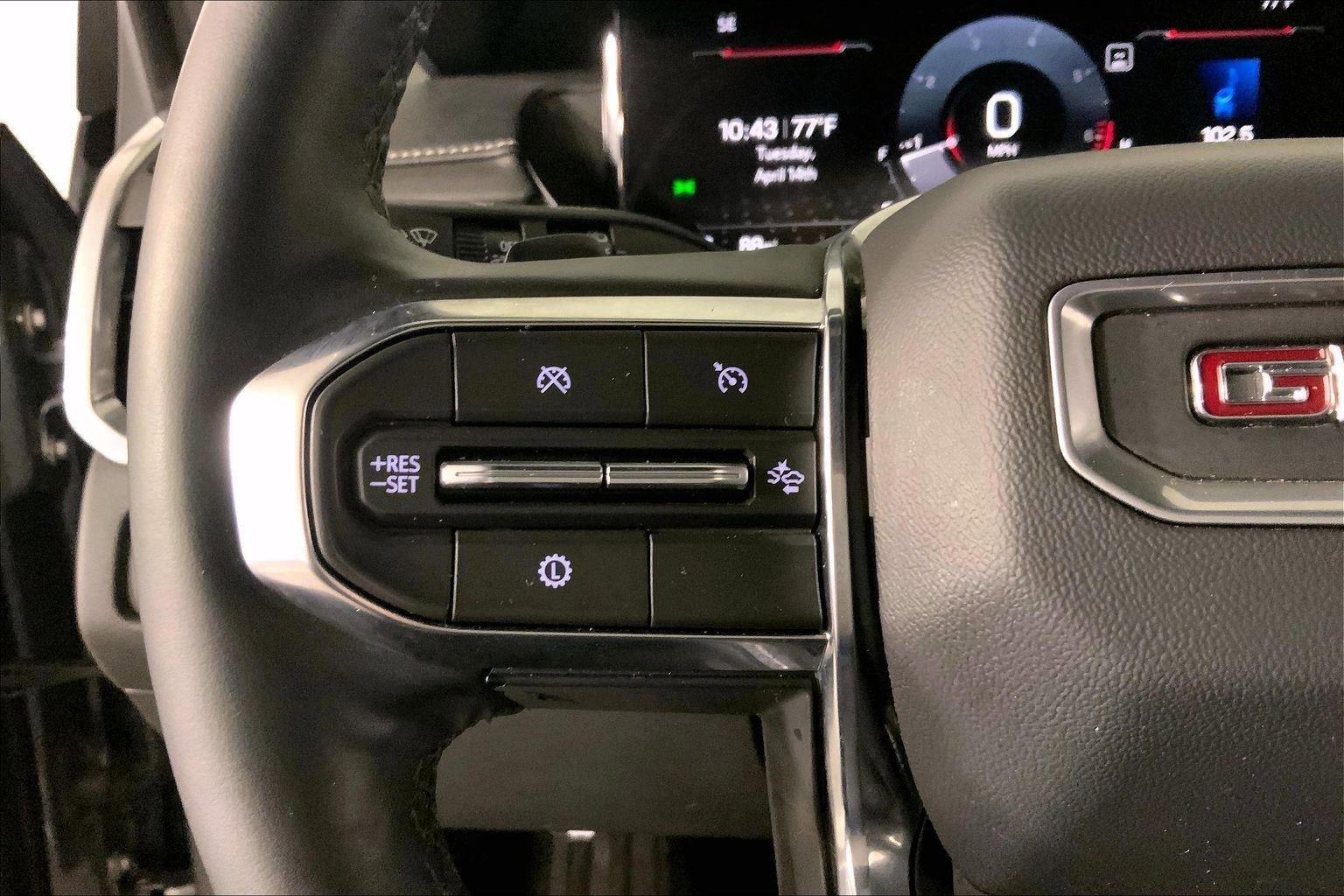 Used 2025 GMC Acadia Elevation FWD image 18