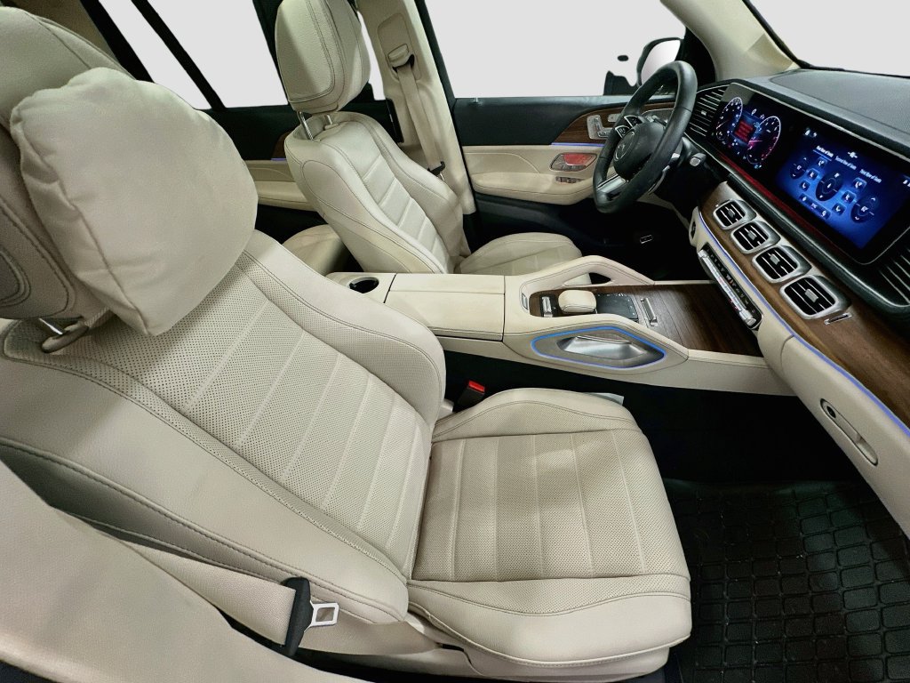 Used 2026 Mercedes-Benz GLS 450 4MATIC image 30