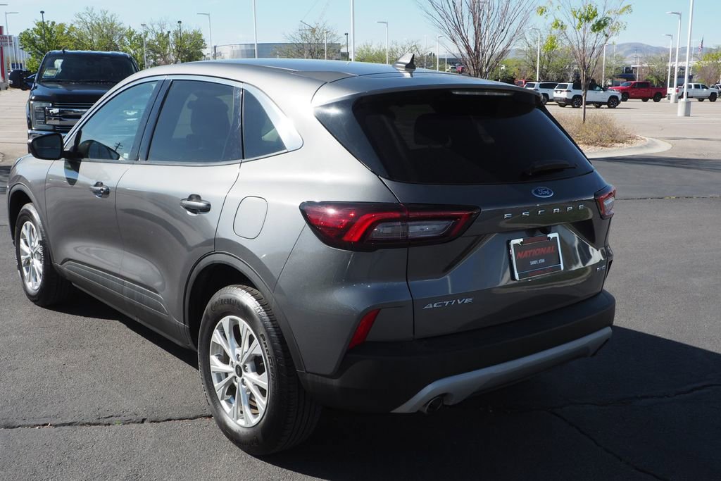 Used 2024 Ford Escape Active image 5