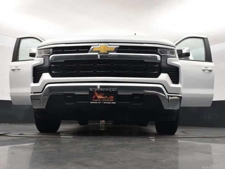 Used 2026 Chevrolet Silverado 1500 LT AWD/4WD image 11