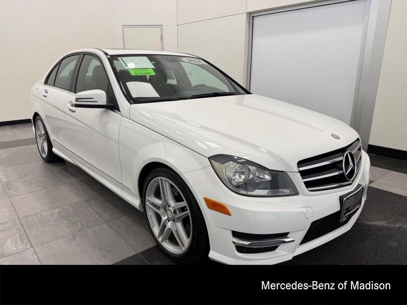 Used 2014 Mercedes-Benz C 300 4MATIC Sedan image 1