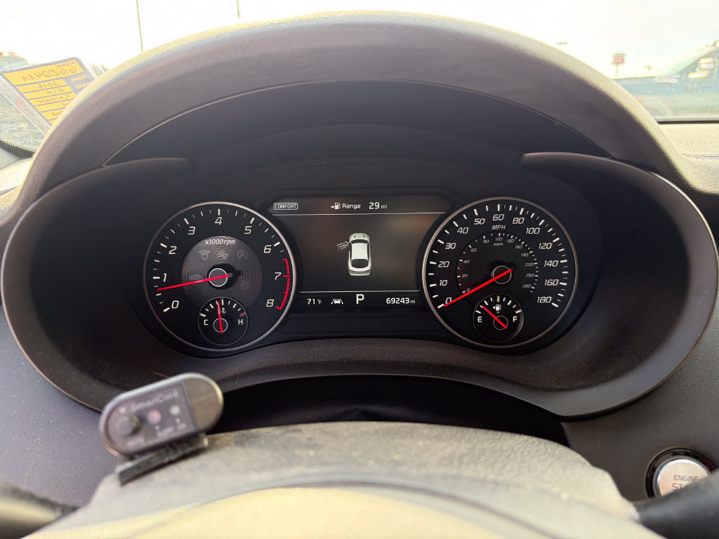 Used 2018 Kia Stinger GT2 AWD/4WD image 29