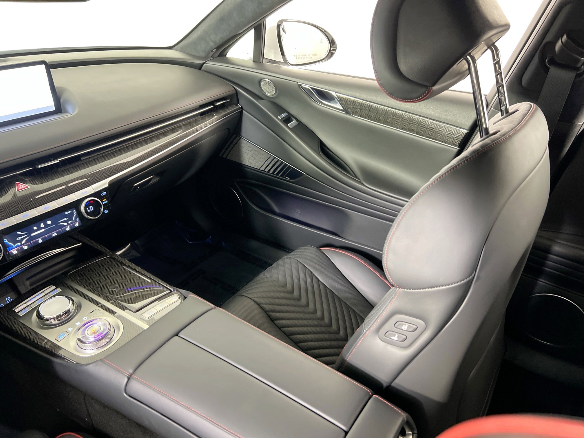 Used 2024 Genesis G80 3.5T Sport image 25