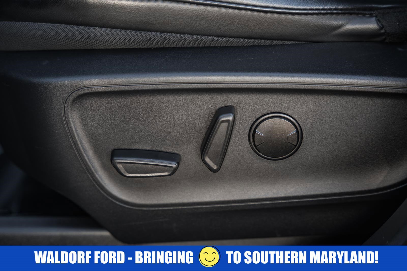 Used 2025 Ford Escape ST-Line image 38