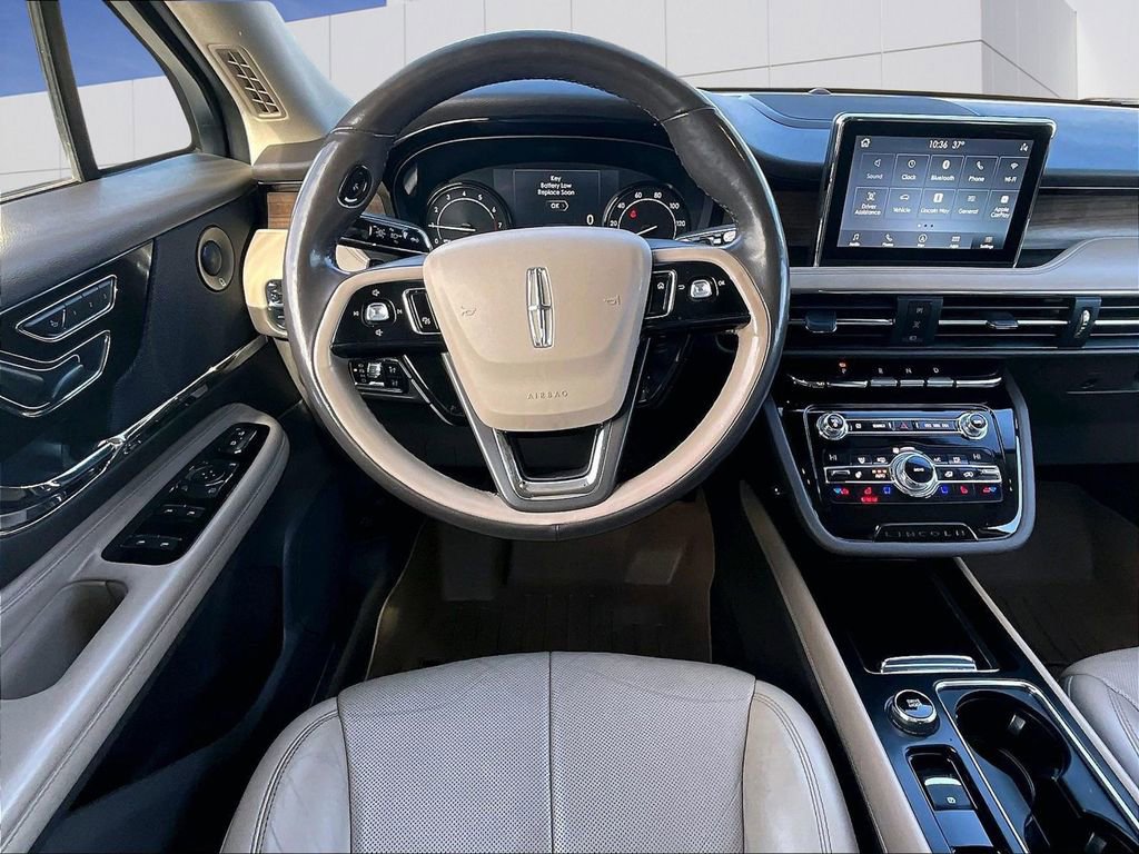 Used 2020 Lincoln Corsair Reserve w/ Equipment Group 201A image 13