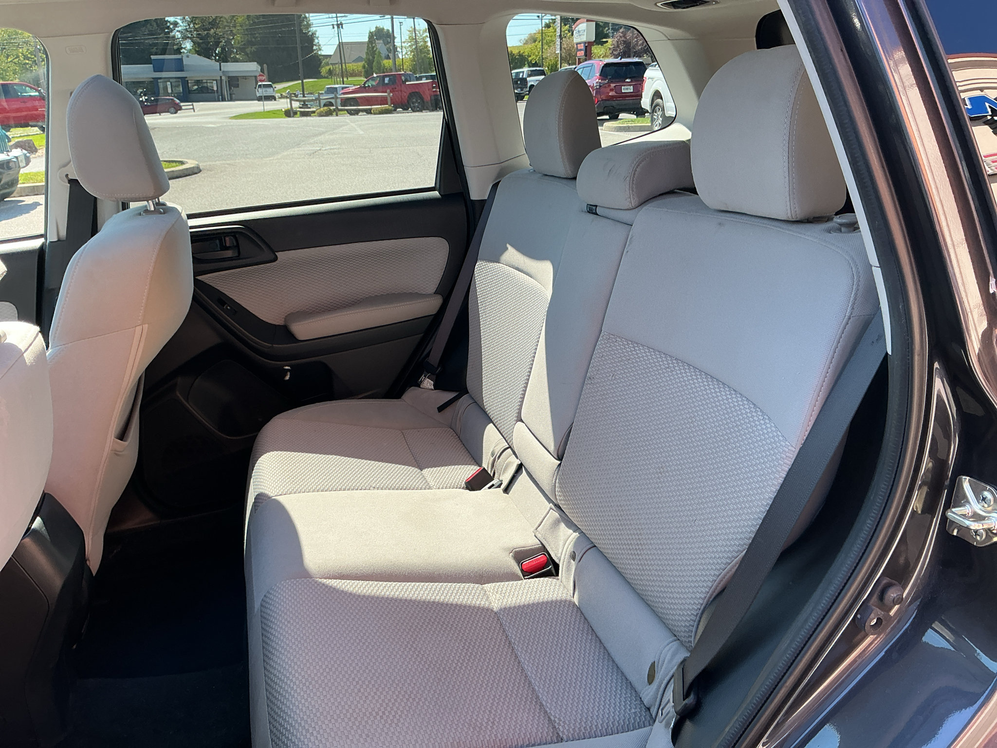 Used 2018 Subaru Forester 2.5i Premium AWD/4WD image 18
