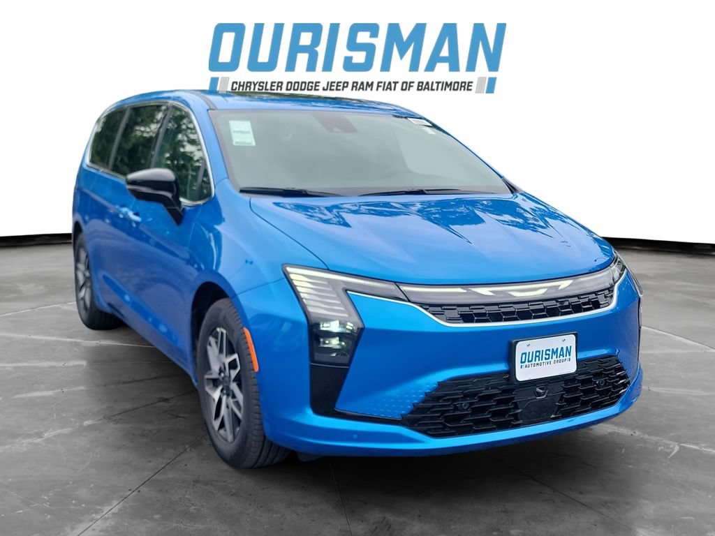 New 2027 Chrysler Pacifica Limited FWD image 1