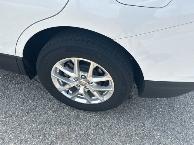 Used 2024 Chevrolet Equinox LT w/ LPO, Floor Liner Package image 13