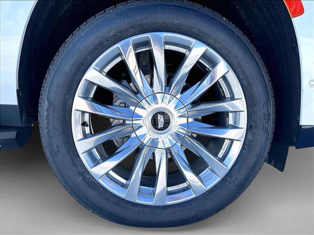 Used 2023 Cadillac Escalade Premium Luxury RWD image 10