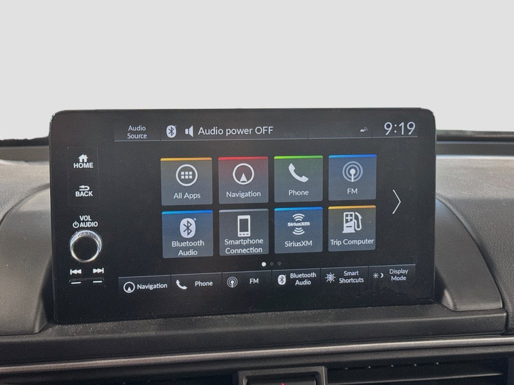 Used 2025 Honda Pilot Touring image 17