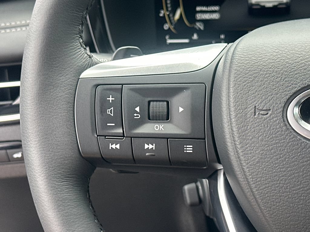 Used 2026 INFINITI QX60 Luxe w/ Cargo Package FWD image 25