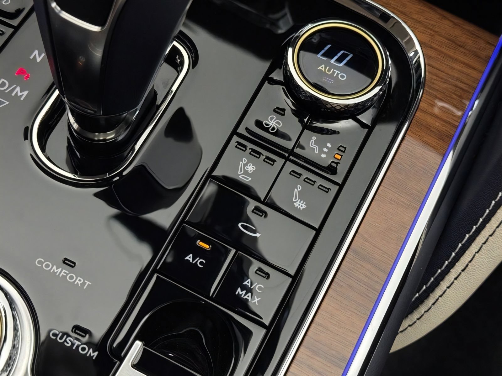 New 2026 Bentley Flying Spur Plug-In Hybrid AWD/4WD image 43