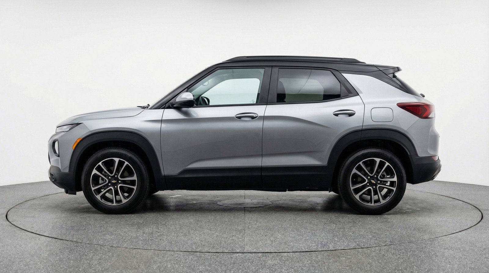 Used 2025 Chevrolet TrailBlazer LT FWD image 5