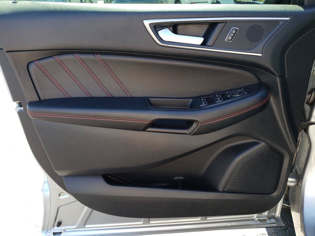 Used 2021 Ford Edge ST-Line FWD image 19