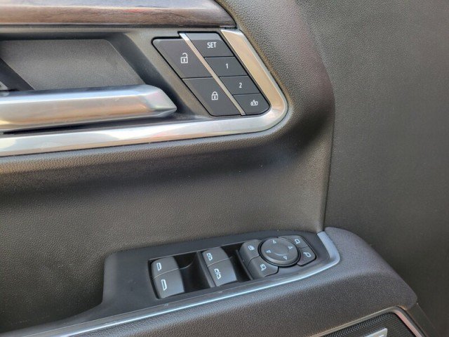 Used 2025 Chevrolet Silverado 1500 LTZ w/ Technology Package AWD/4WD image 15