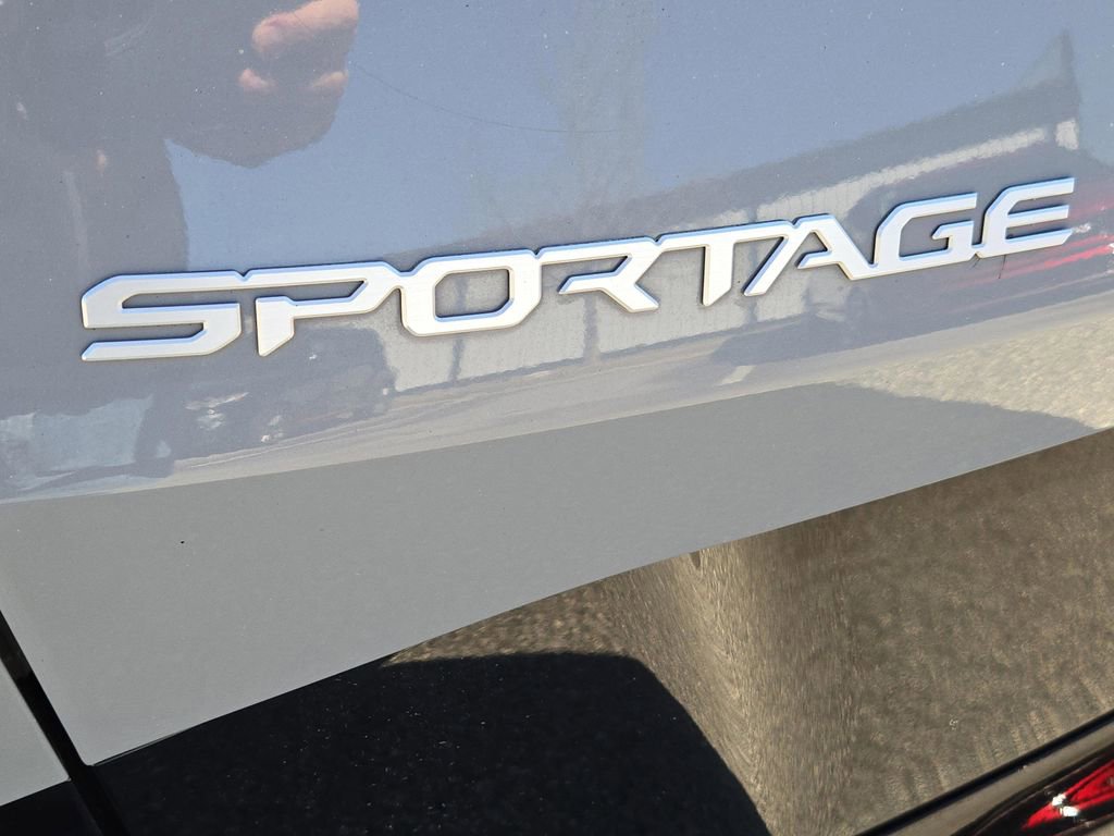 Certified 2023 Kia Sportage SX image 12