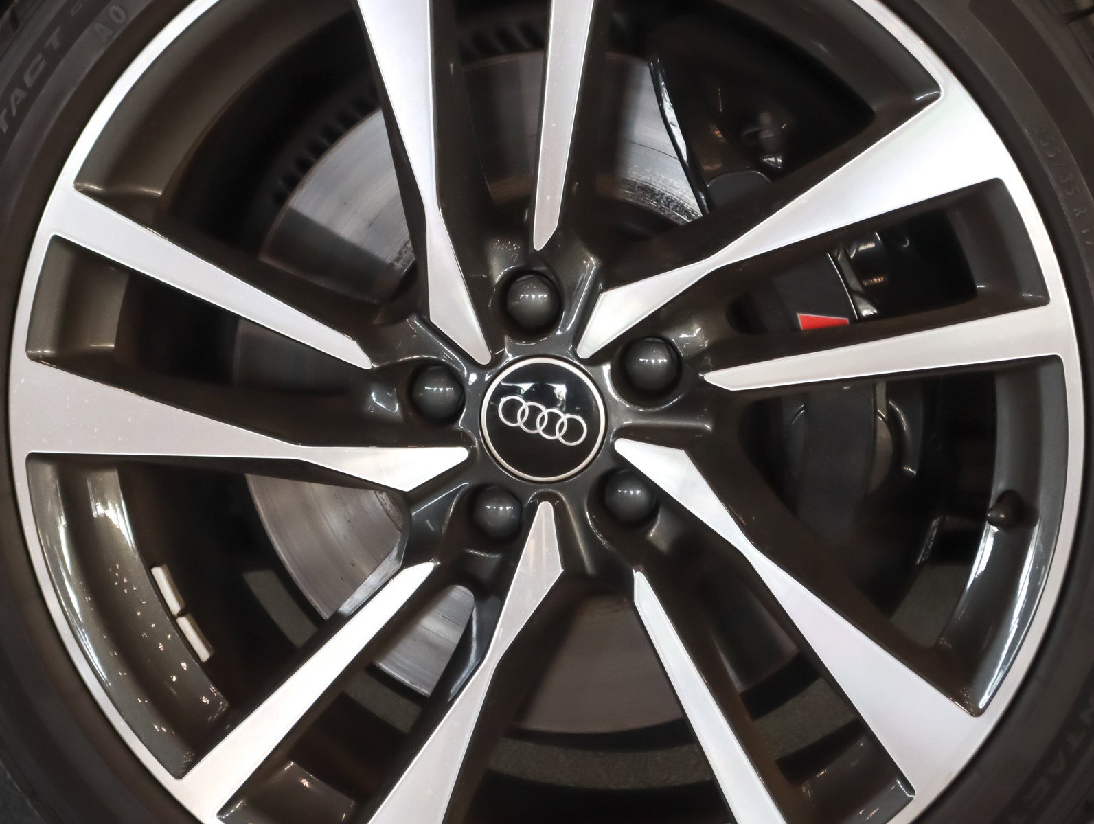 Used 2025 Audi S5 Premium Plus w/ Premium Plus Package image 5