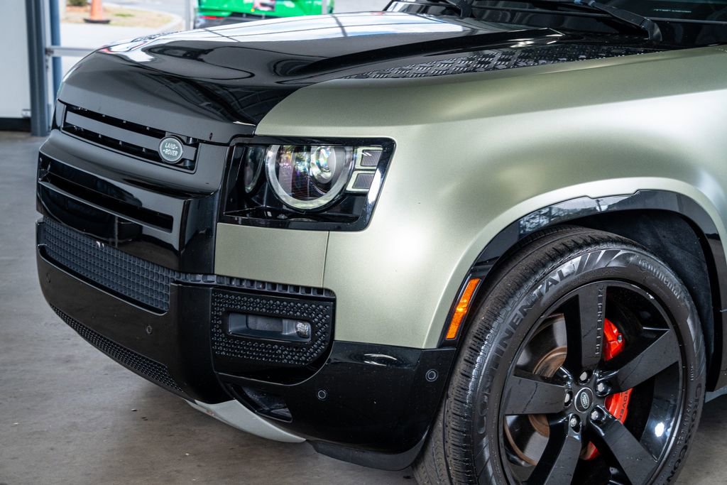 Used 2022 Land Rover Defender 90 X image 12