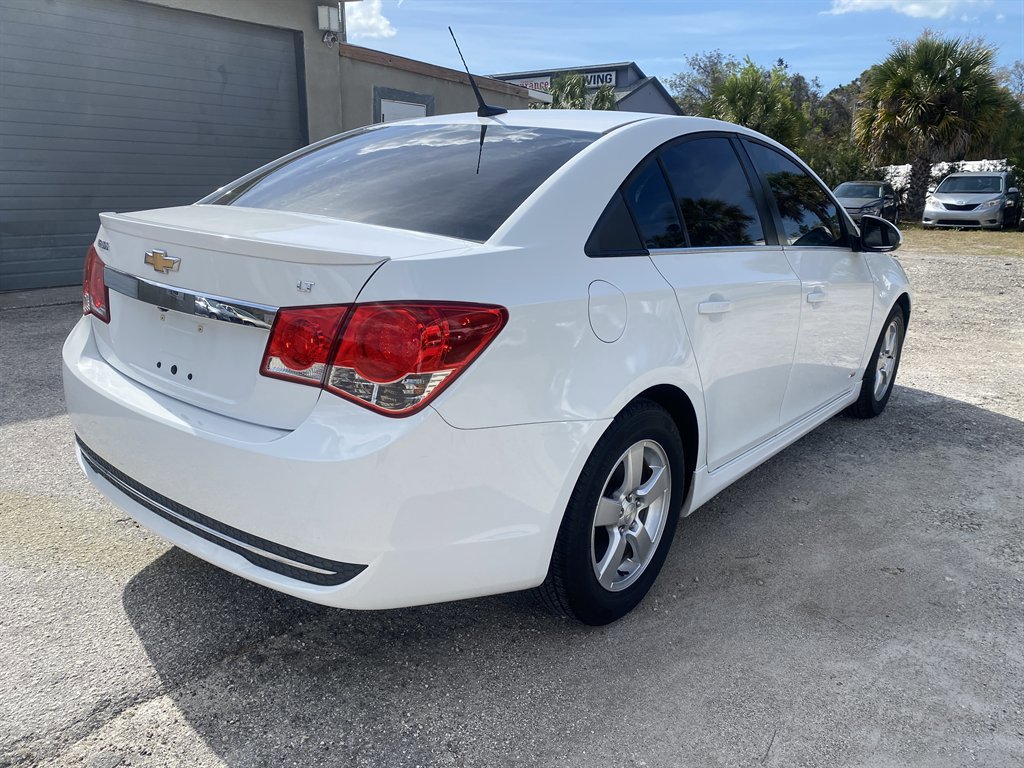 Used 2014 Chevrolet Cruze LT w/ RS Package image 7