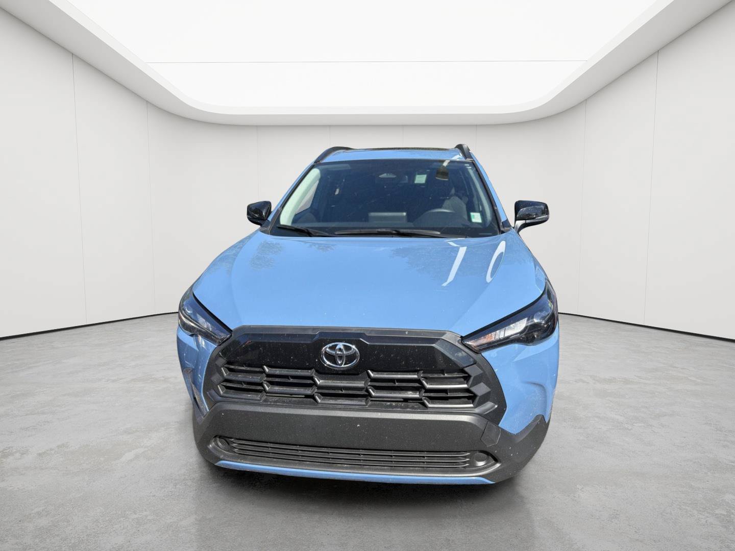 Used 2026 Toyota Corolla Cross LE w/ Moonroof Package AWD/4WD image 2