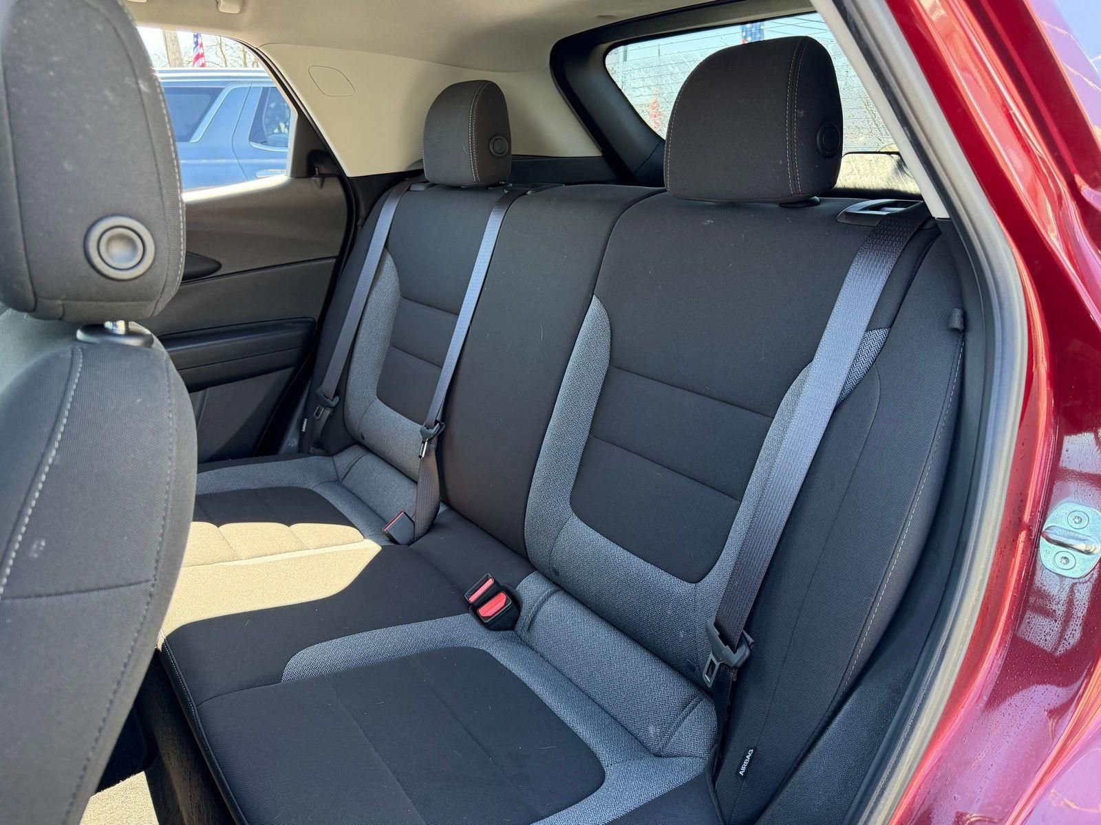 Used 2022 Chevrolet TrailBlazer LT w/ Convenience Package image 16