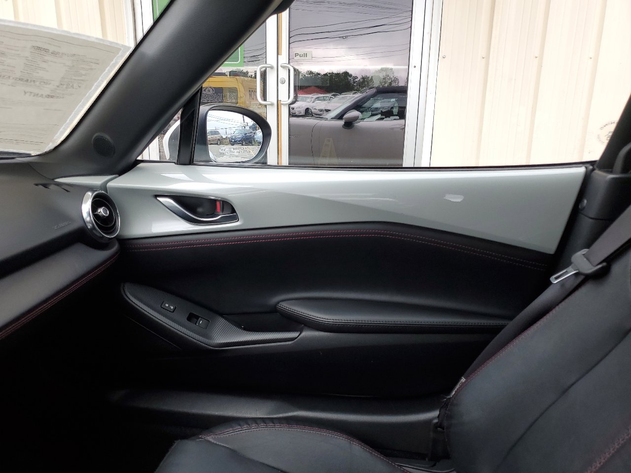 Used 2016 MAZDA MX-5 Miata Grand Touring image 26